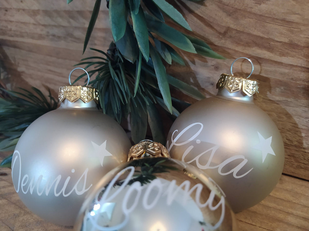 Weihnachtskugeln personalisiert | personalisierte Geschenke | Christbaumkugeln | Weihnachtsgeschenk Name | Weihnachtsbaumkugeln | mit Stern