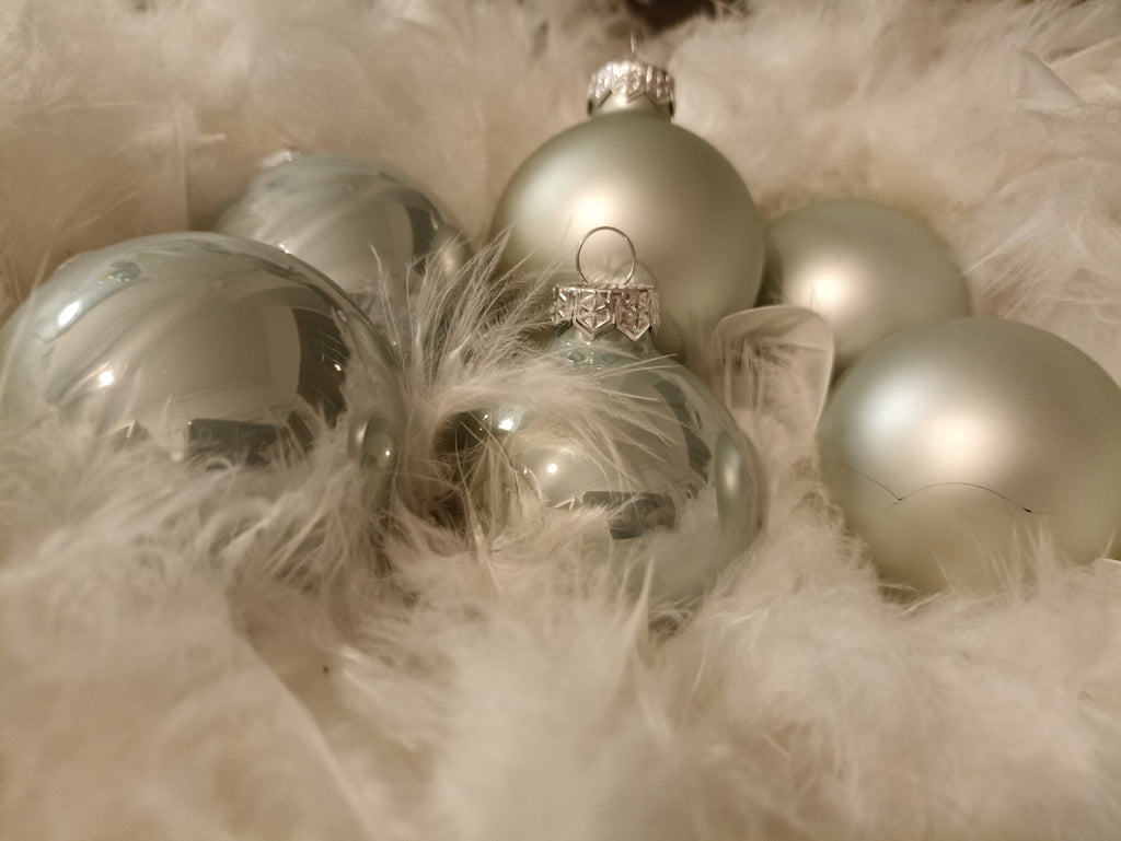 Weihnachtskugeln personalisiert mit Herz | Christbaumkugeln | Weihnachtsgeschenk mit Namen | Weihnachtsbaumkugeln | Deko