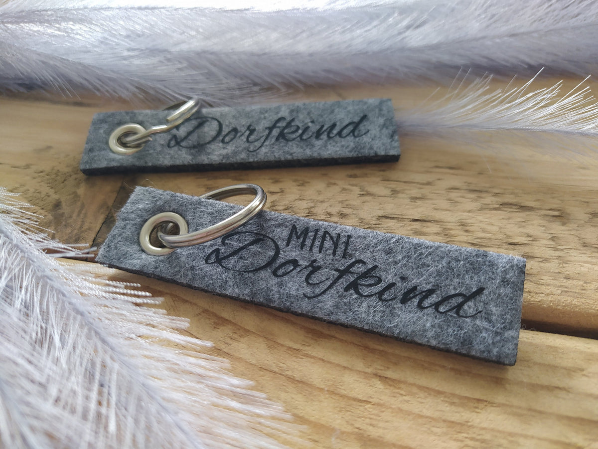 Schlüsselanhänger Dorfkind | Mini Dorfkind | Geschenkidee | personalisiert
