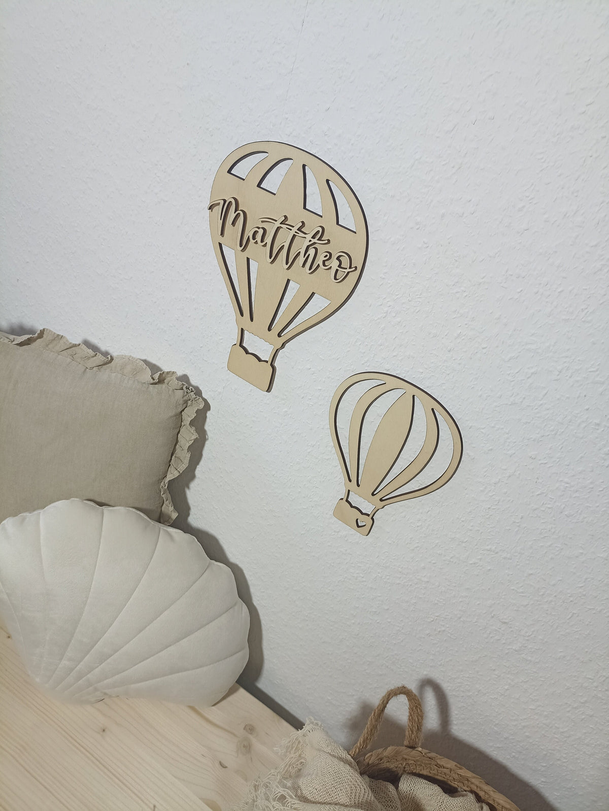 Heißluftballons mit Namen aus Holz, personalisierte Wanddekoration für Kinderzimmer, Türschild, Holzdeko, Geschenk zur Geburt, Taufe