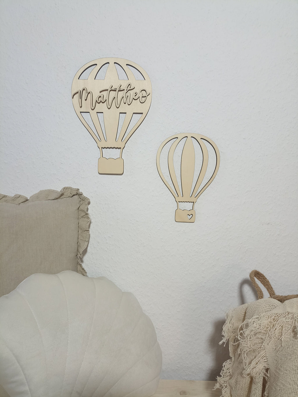 Heißluftballons mit Namen aus Holz, personalisierte Wanddekoration für Kinderzimmer, Türschild, Holzdeko, Geschenk zur Geburt, Taufe