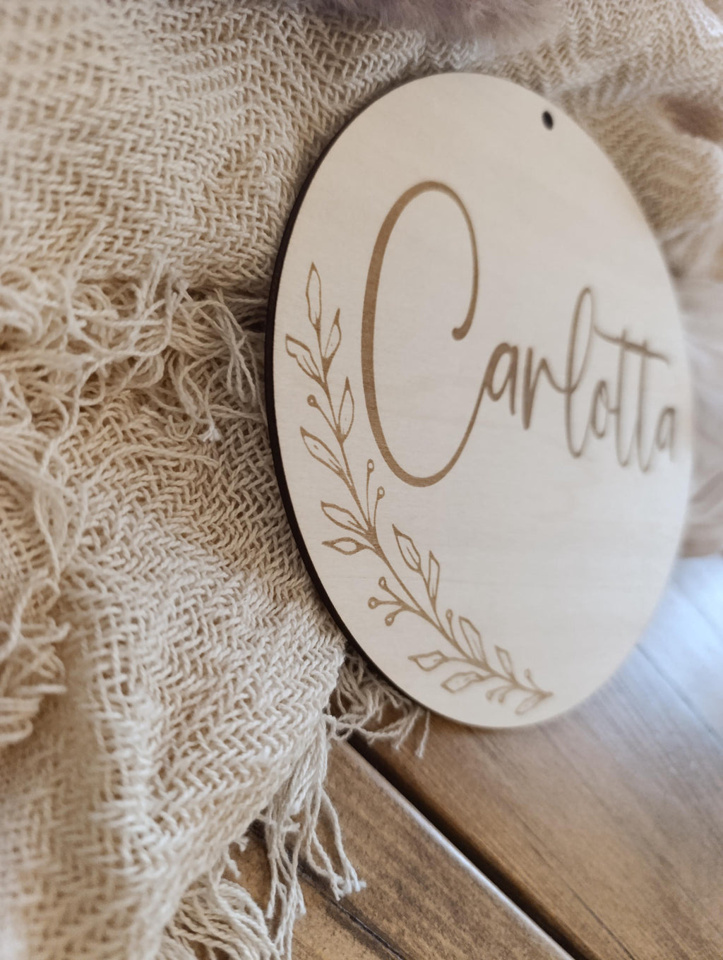 Namensschild rund personalisiert Kinderzimmer Floral Türschild Holzschild Wanddekoration Babyzimmer Geschenk Geburt Sterne Holzscheibe