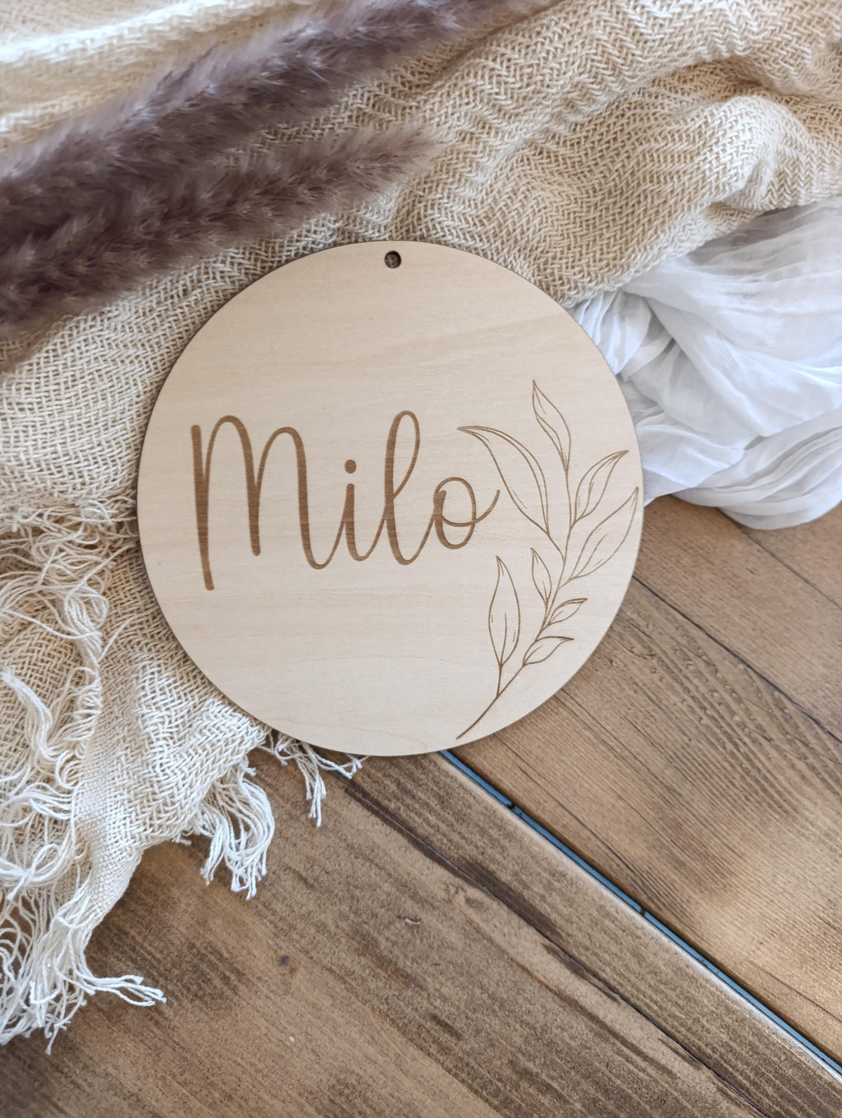 Namensschild rund personalisiert Kinderzimmer Pflanze Türschild Holzschild Wanddekoration Babyzimmer Geschenk Geburt Holzscheibe