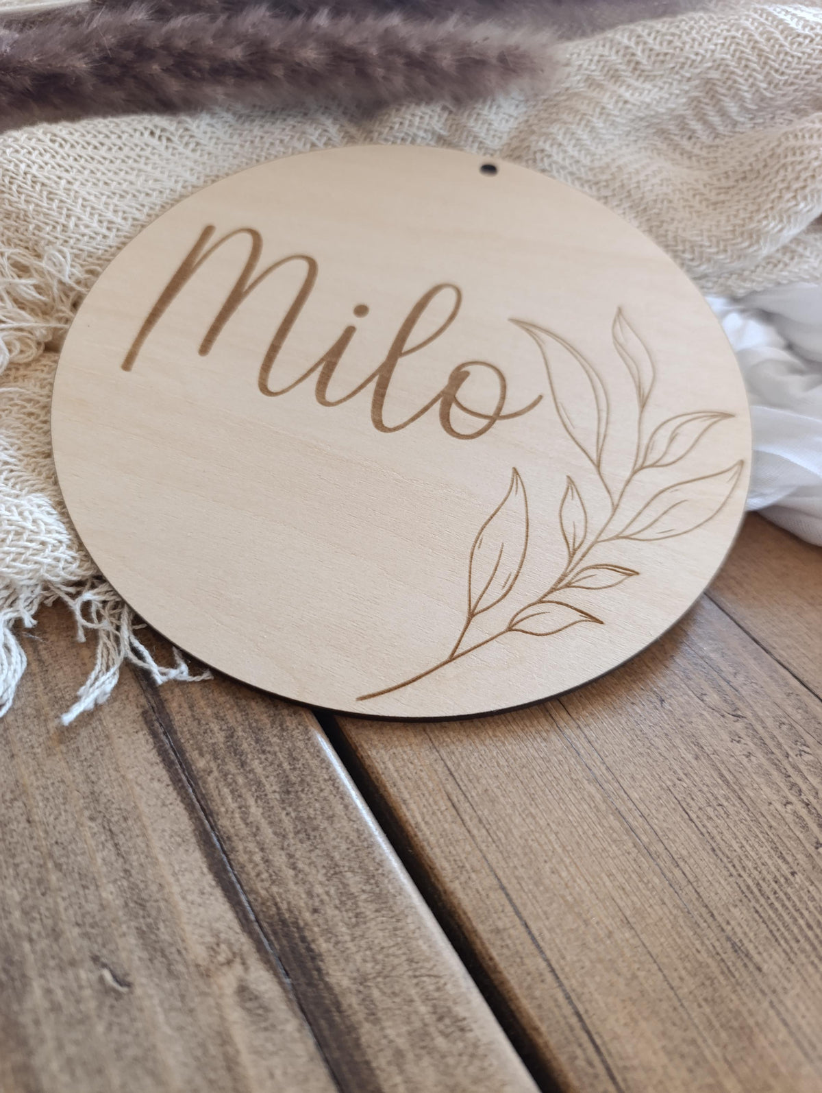 Namensschild rund personalisiert Kinderzimmer Pflanze Türschild Holzschild Wanddekoration Babyzimmer Geschenk Geburt Holzscheibe