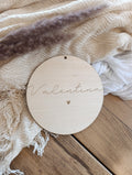 Namensschild rund personalisiert Kinderzimmer Herz Türschild Holzschild Wanddekoration Babyzimmer Geschenk Geburt Herzen Holzscheibe