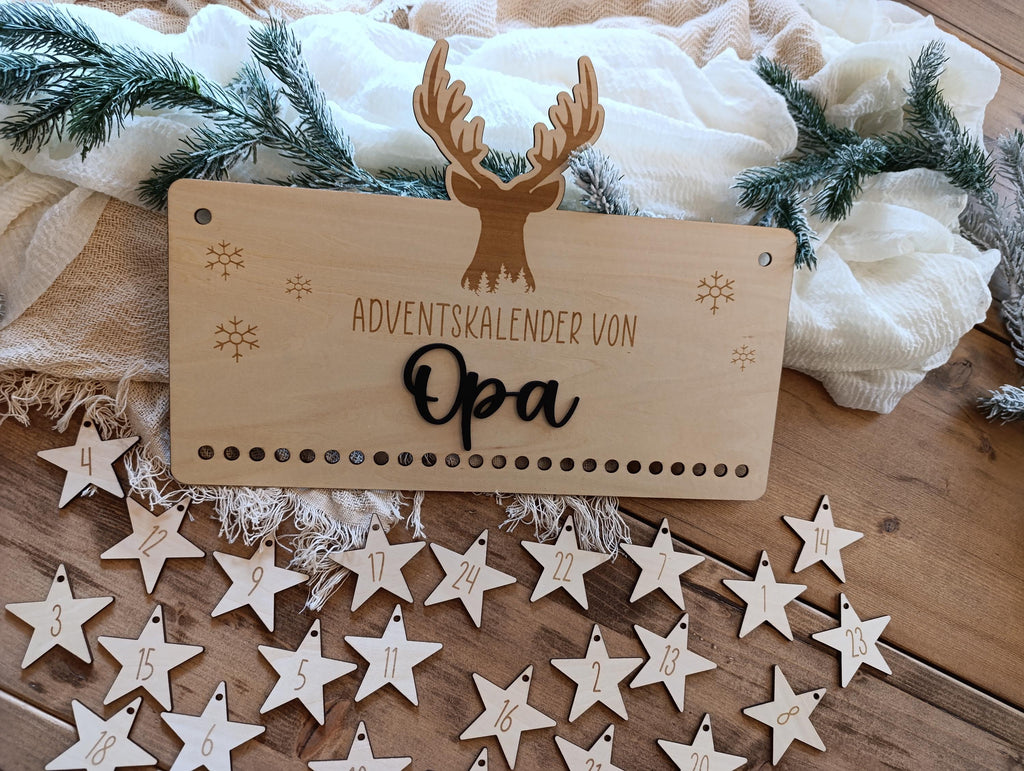 Personalisierter Adventskalender aus Holz – Dein einzigartiger Hirsch Weihnachtskalender