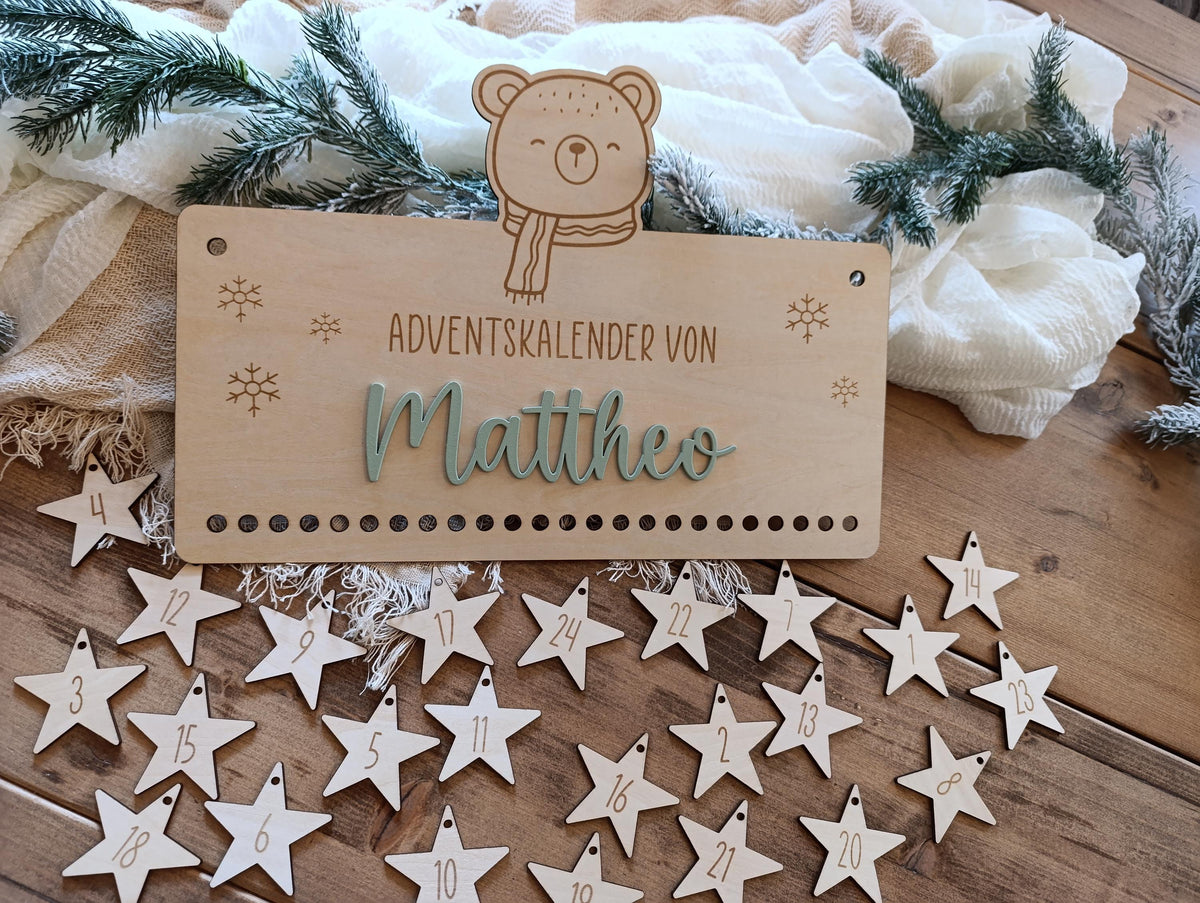 Personalisierter Adventskalender aus Holz – Dein einzigartiger Bär Weihnachtskalender