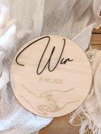 Personalisiertes Holzbild mit Datum und Händen – Einzigartiges Hochzeitsgeschenk zur Erinnerung an den großen Tag. Paargeschenk Valentinstag