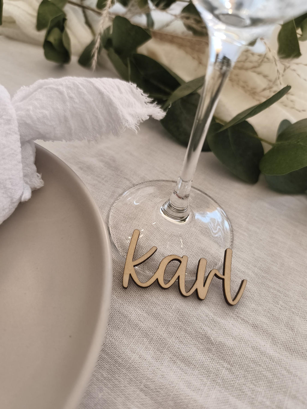 Platzkarte Hochzeit aus Holz – Namensschild Gastgeschenk – Tischdeko, Taufe, Kommunion, Konfirmation, Feier Tischkarte personalisiert