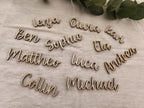 Platzkarte aus Holz – Personalisiertes Namensschild & Gastgeschenk