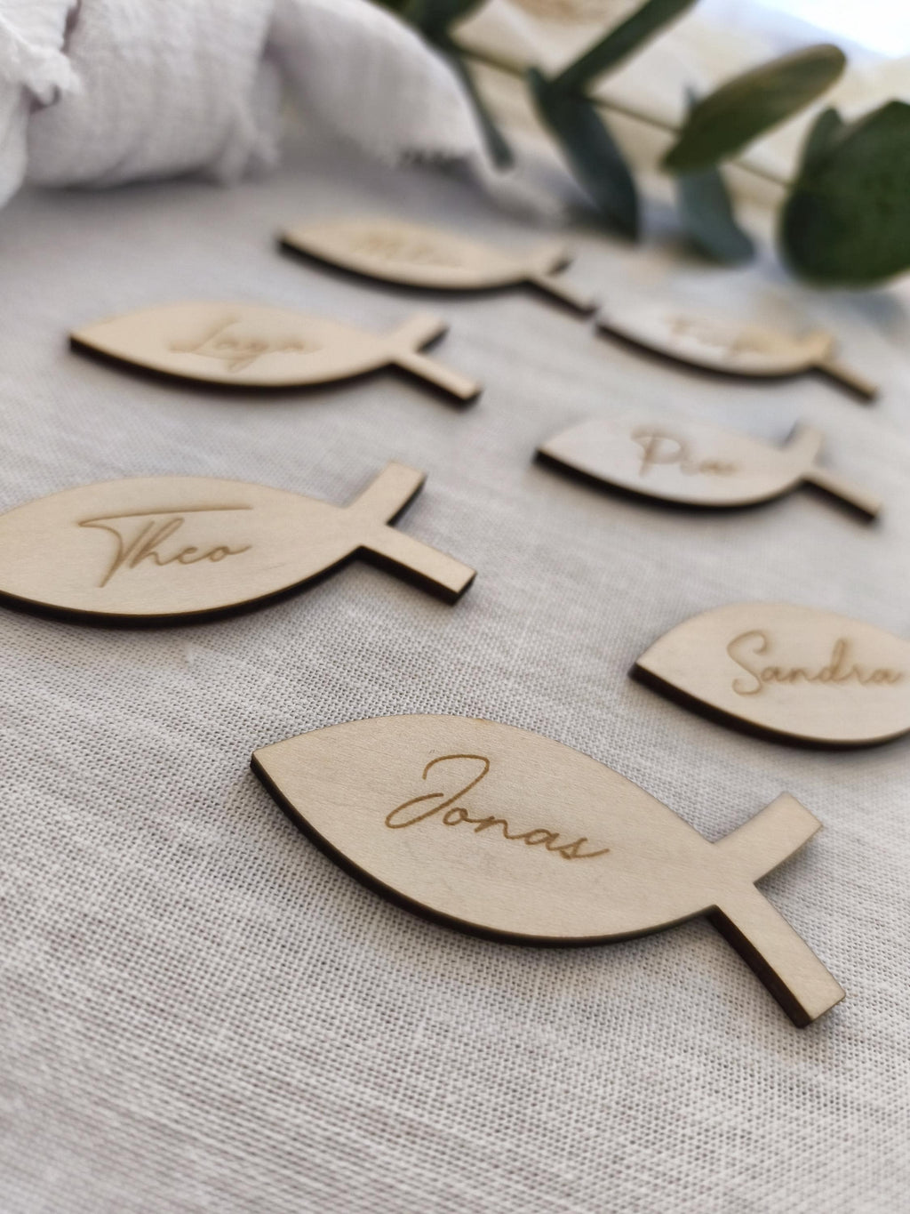 Platzkarte aus Holz zur Konfirmation, Taufe, Kommunion oder Hochzeit Tischdeko