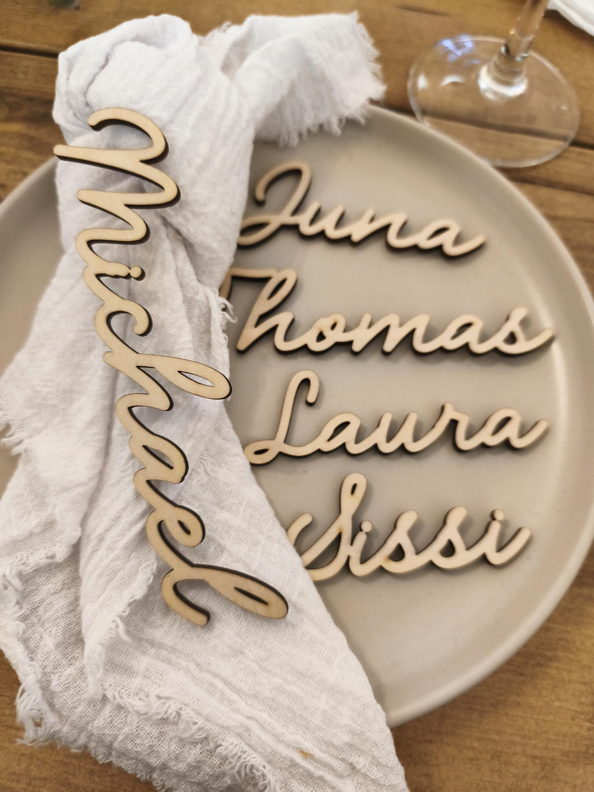 Platzkarte Hochzeit aus Holz personalisiert | Tischkarte mit Namen | Gastgeschenk Tischdeko Taufe Kommunion Konfirmation