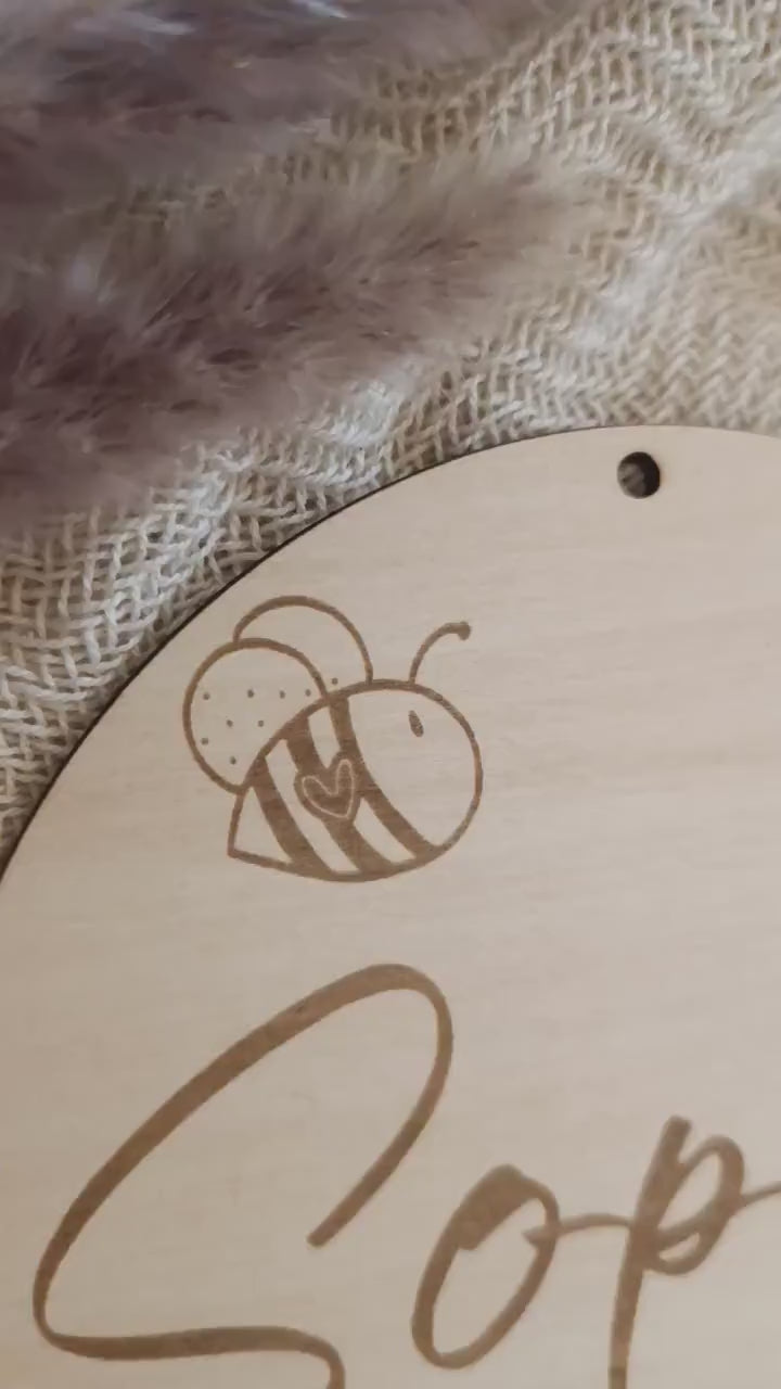 Namensschild rund Kinderzimmer Biene | Geschenk zur Geburt | Türschild |  Holzschild personalisiert | Wanddekoration | Babyzimmer | Name