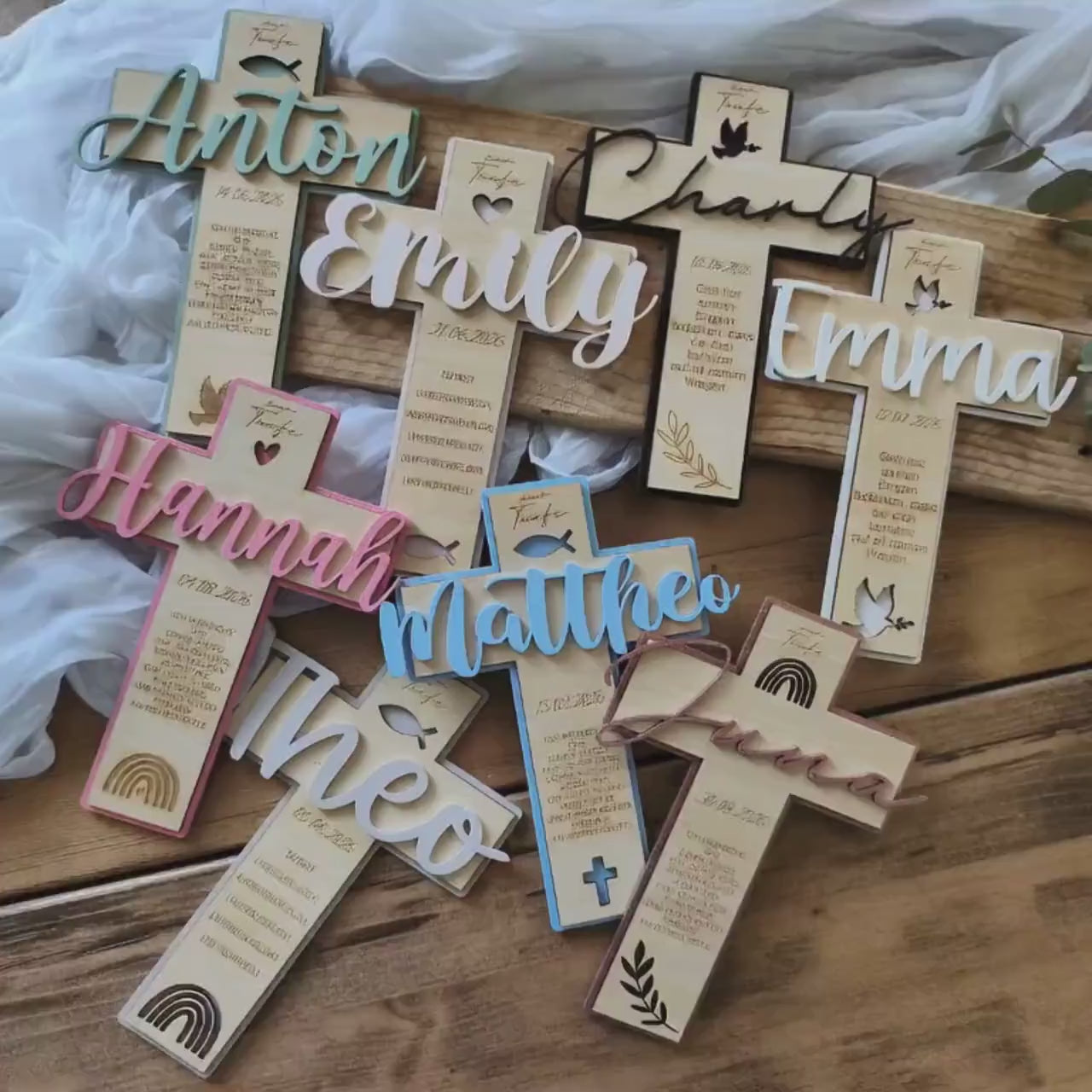 Taufkreuz Holz personalisiert, Taufgeschenk Junge Mädchen, Name Datum Spruch, 8 Varianten, 19 Farben, Kommunion Geschenk
