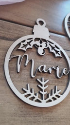 Weihnachtskugeln personalisiert Holz  | personalisiert Christbaumkugeln | Weihnachtsgeschenk mit Name | Weihnachtsbaumkugeln | Weinachtsbaum